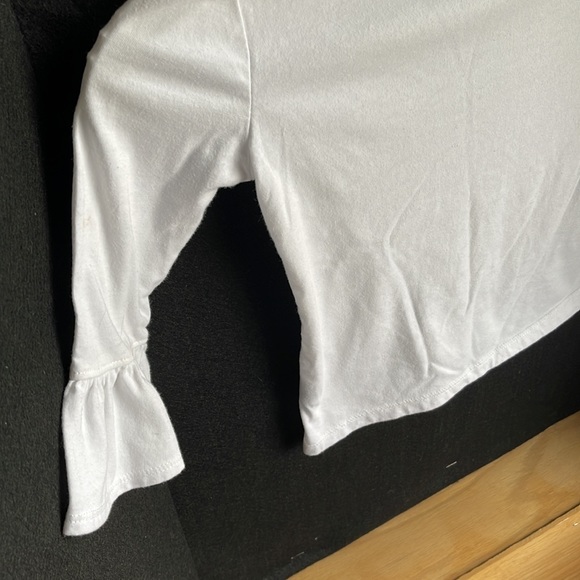 White Gold Heart mid-arm Sleeve Shirt - Picture 9 of 10